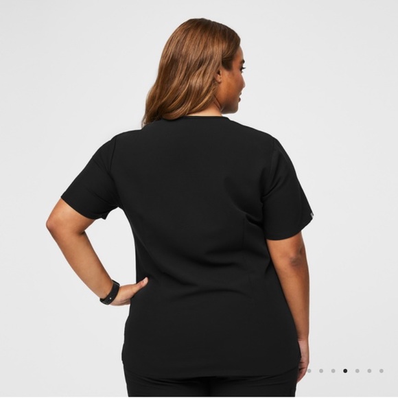 Figs Catarina one pocket scrub top in L - Picture 2 of 6